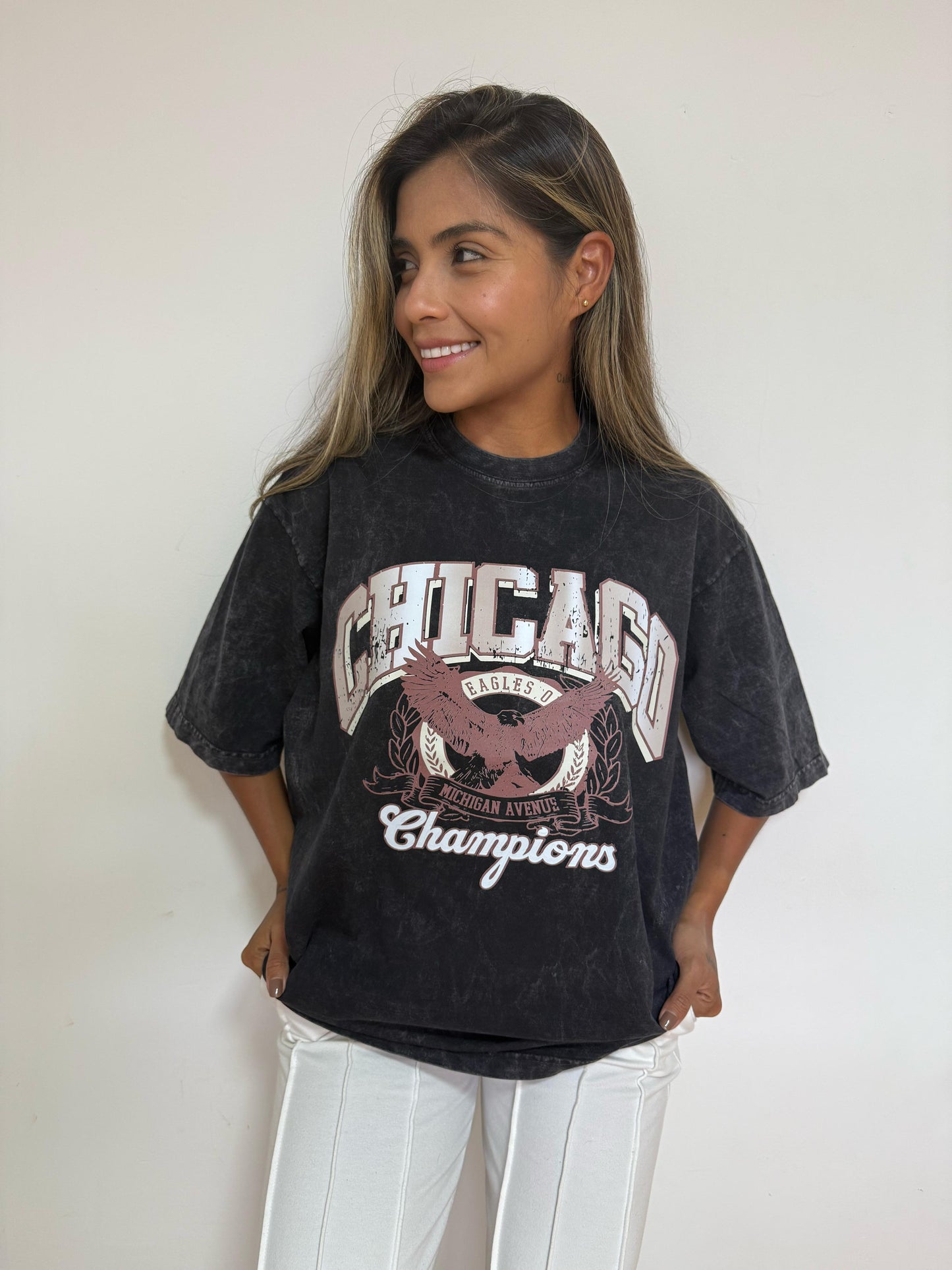 CAMISETA OVERSIZE ACID WASH CHICAGO