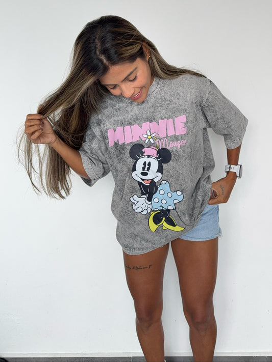 CAMISETA OVERSIZE ACID WASH MINNIE RETRO