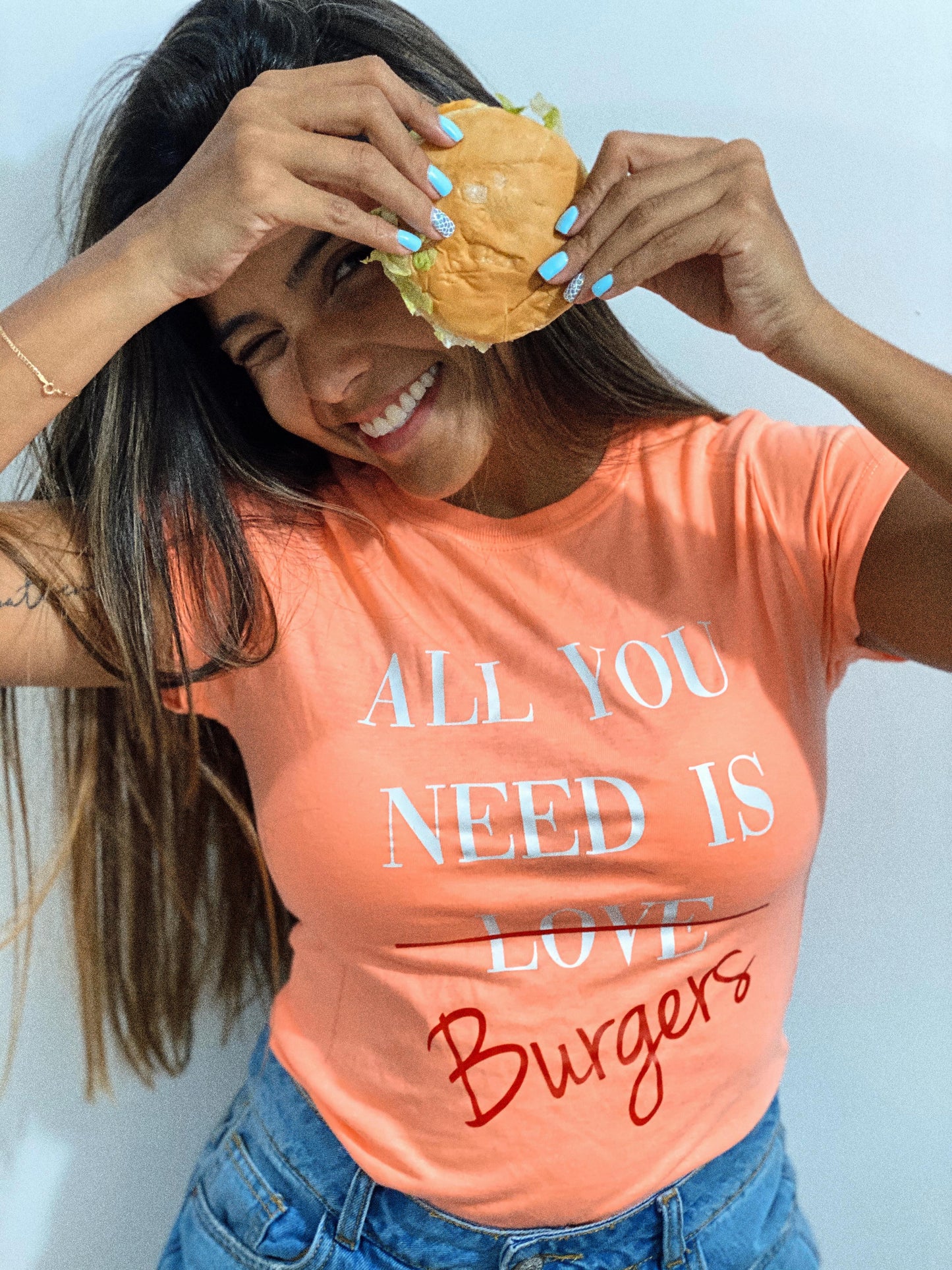 CAMISETA ALL YOU NEED BURGER